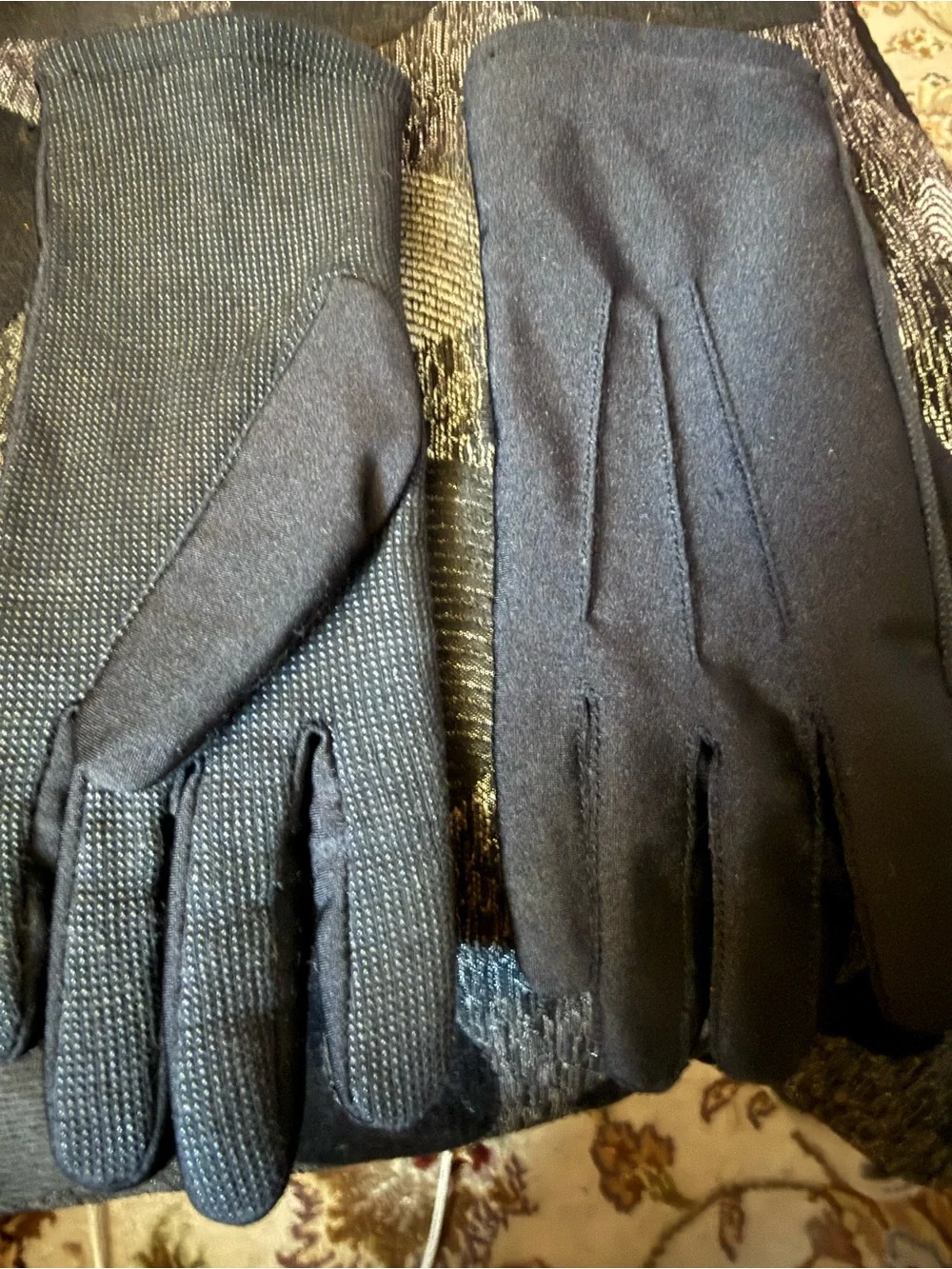 Women’s Black Winter Gloves